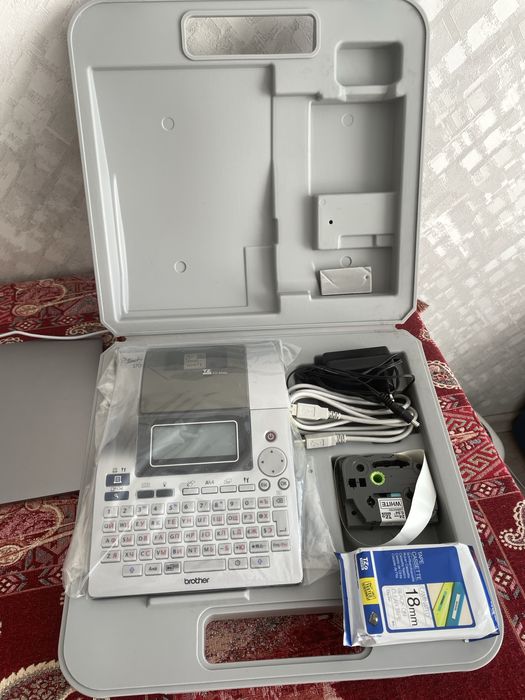 Принтер этикеток Brother P-touch PT-D450VP