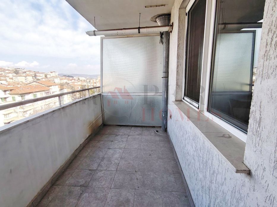 Дава под наем 2-стаен гр. Велико Търново - Център 68m²