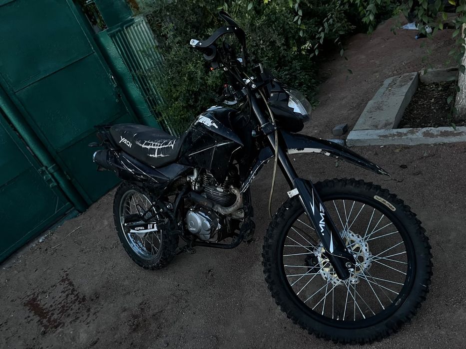 Продаю эндуро Yaqi 250 кубов