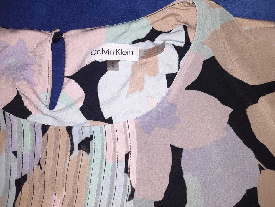 Bluza Calvin Klein, marime L