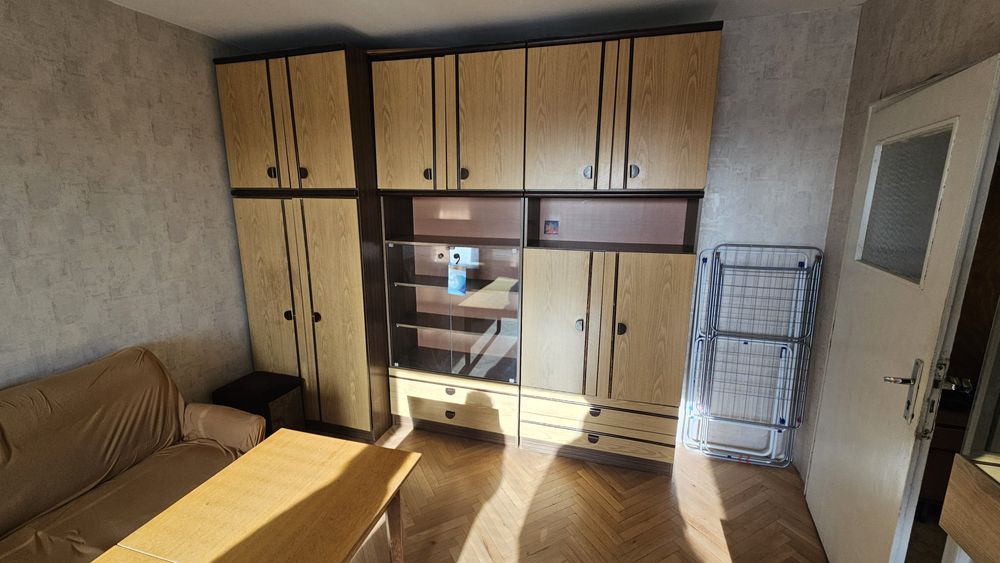 Модулна секция на три части