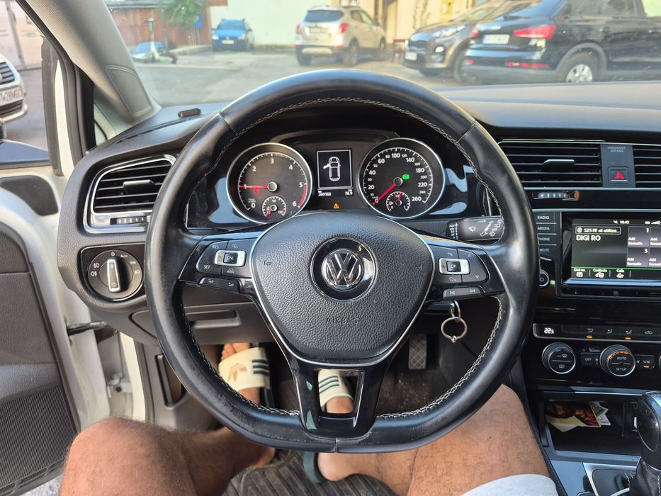 VOLKSWAGEN Golf 2014 — imagine 5