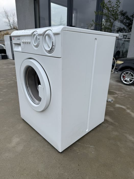 Малка пералня AEG 4 кг