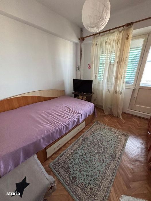 Apartment cu 3 camere, 58 mp, zona Central