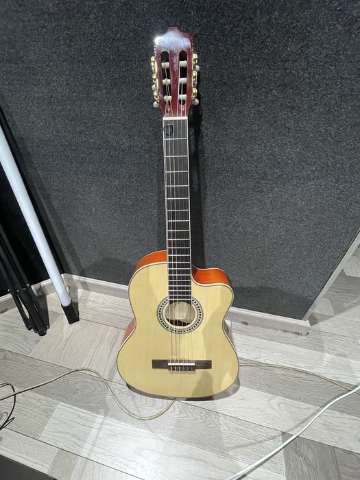Новая Акустика Гитара
