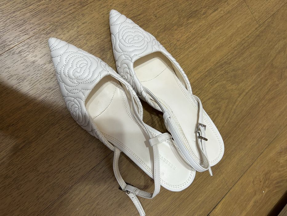 Елегантни обувки Reserved