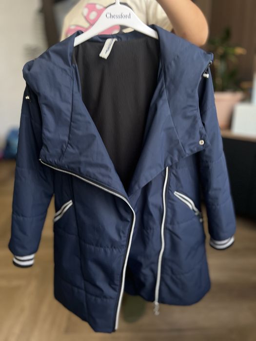 Куртка на девочку