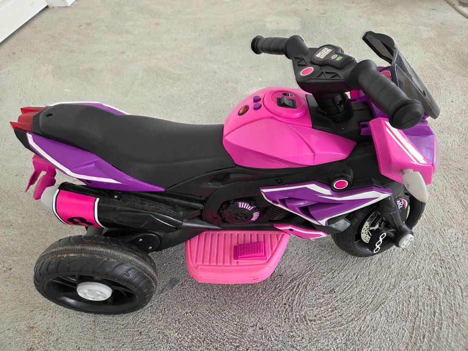 Vand motocicleta electrica si tricicleta