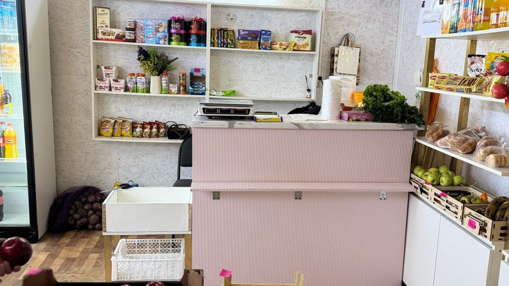 Продам стеллажи для магазина