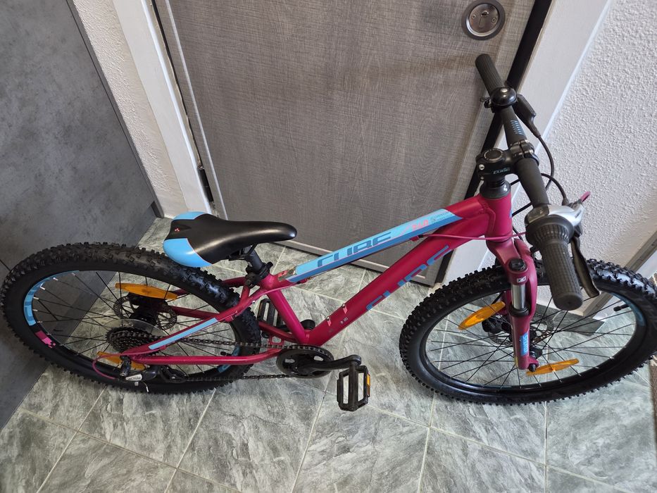 Bicicleta copii 24 Cube Access 7-10 ani