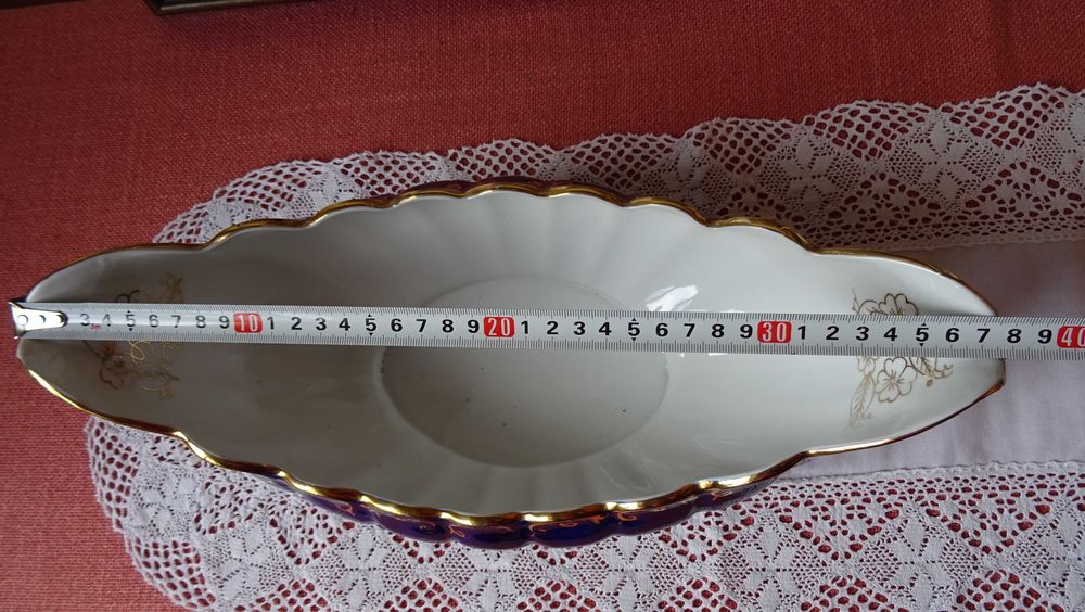 Винтидж голяма фруктиера ARPO, произведено в Румъния, фин порцелан.