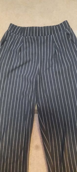 Pantaloni dama moderni