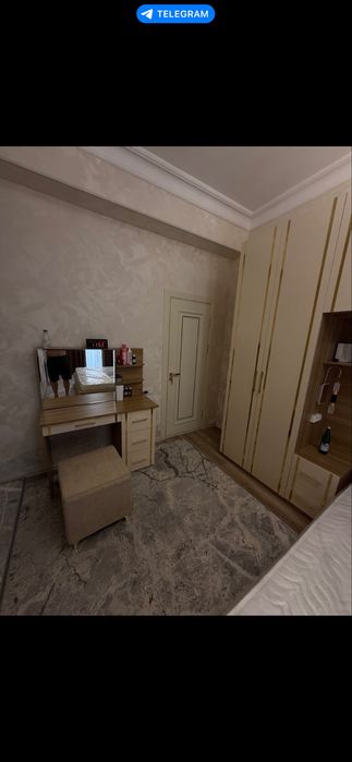Келес мости ёнида янги қурилган 3 хонали 2 та сан. узел 2 та ва онадон