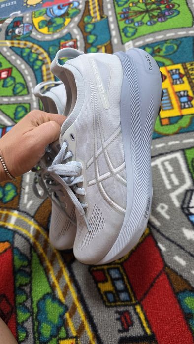 Маратонки Asics 39,5