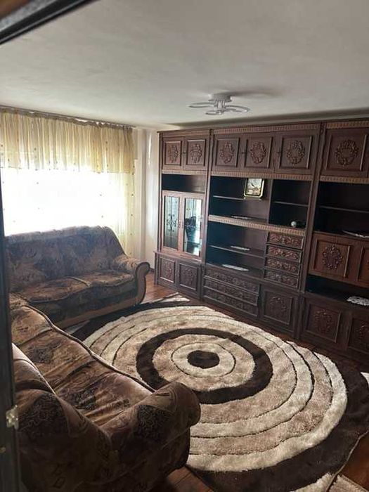 Inchiriez apartament cu 2 camere, confort 1