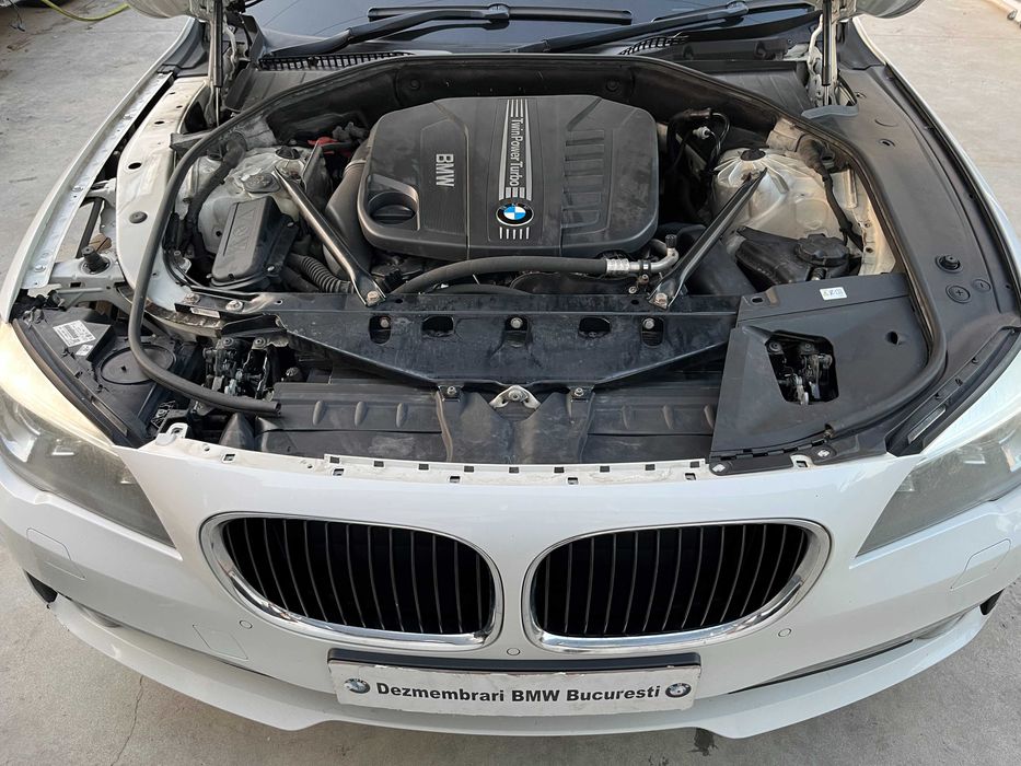 Dezmembrez BMW seria 7 F01 730d Facelift 258cp N57D30A an 2012