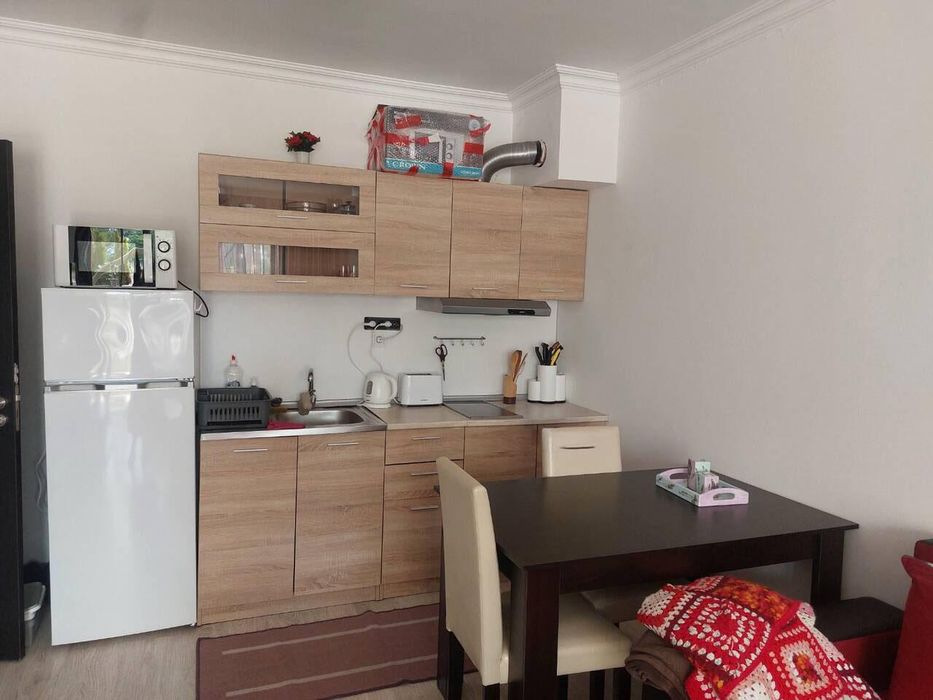 Дава се под наем Едностаен апартамент в Бургас, Сарафово - 40 кв.м за 663 € - Снимка #1