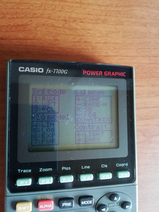Casio FX-7700G графичен калкулатор