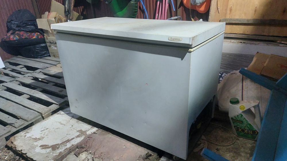 Продам морозильник ларь 330л