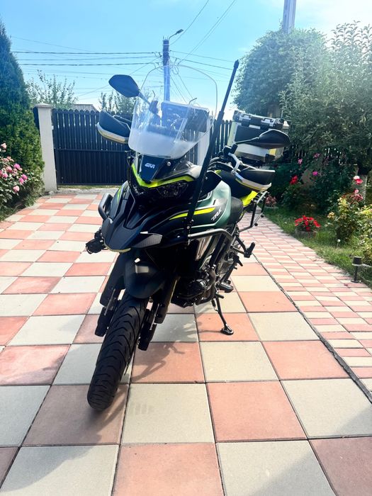 Benelli TRK 702X