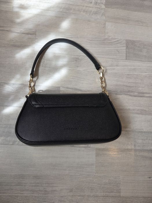 Дамска черна чанта