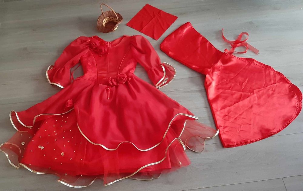Costum de Scufuta Rosie