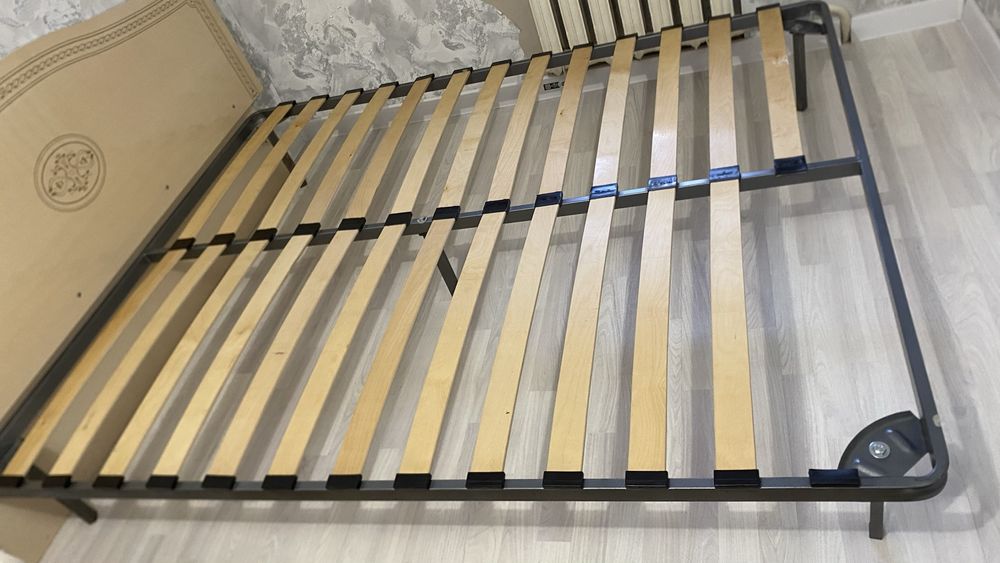 Продам кровать 160*200