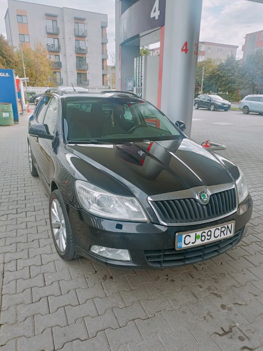 SKODA Octavia 2012 — imagine 2