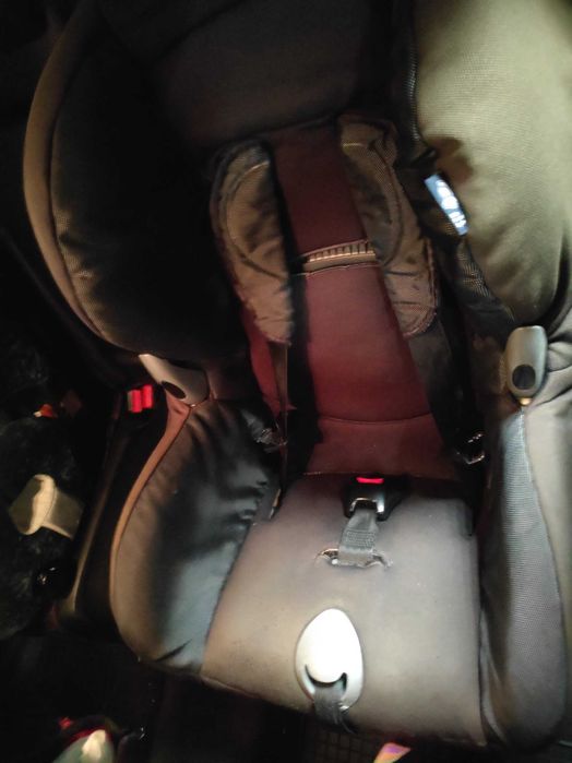 Подарявам - Столче за кола Maxi Cosi