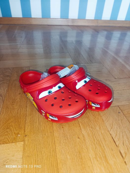Кроксы Маквин  .