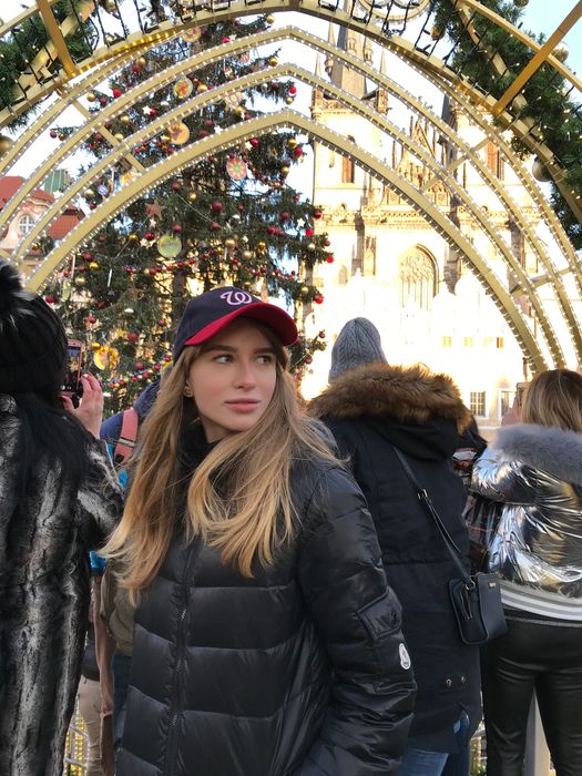 Пуховик Moncler черный