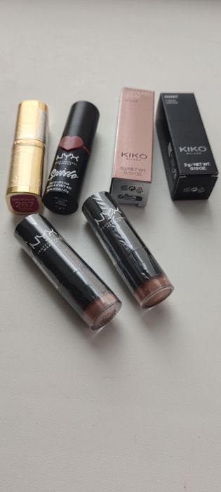 Помада фирма из Париж