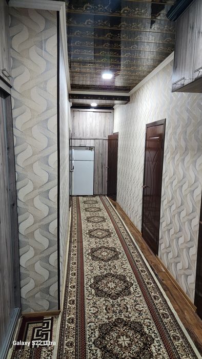 5mkr 1- dom 2- xonali kvartira sotiladi