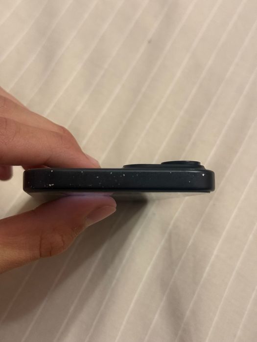 iPhone 15 128GB+5 калъфа ПОДАРЪК!!