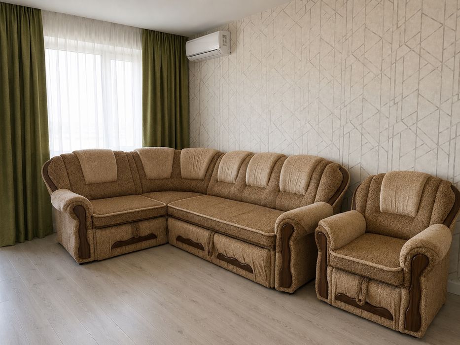 Продам диван с креслом.