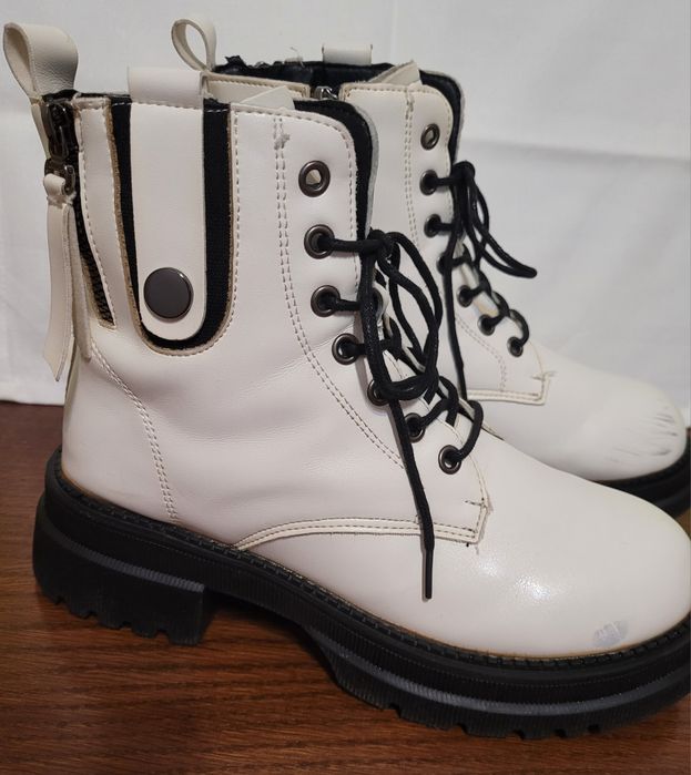 Ghete albe damă,mărimea 37