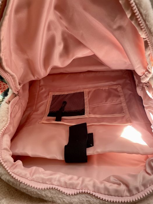 Ghiozdan Young Attitude