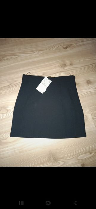 Fusta toamna-iarna Zara nouă cu eticheta