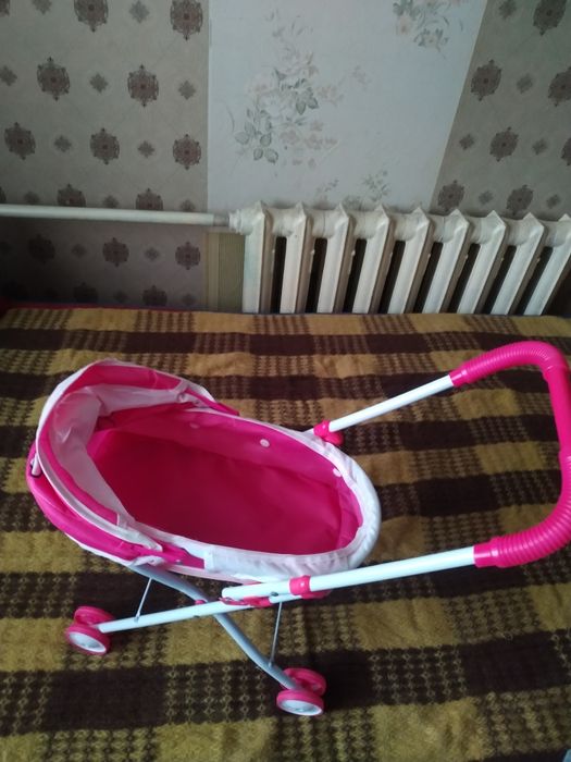 Коляски игрушечные детские, 2 шт.разные. Б/у .