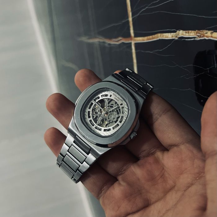 Продам часы Patek Philippe skeletons