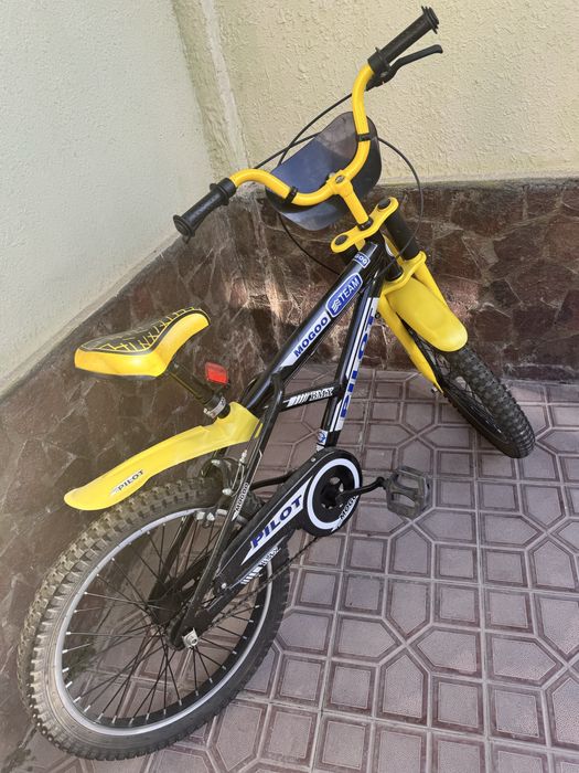 Велосипеды 2 штуки, в хорошем состоянии практически не использовались.