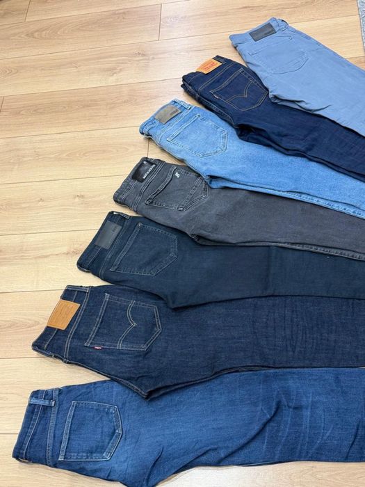 Джинсы черные MAVI