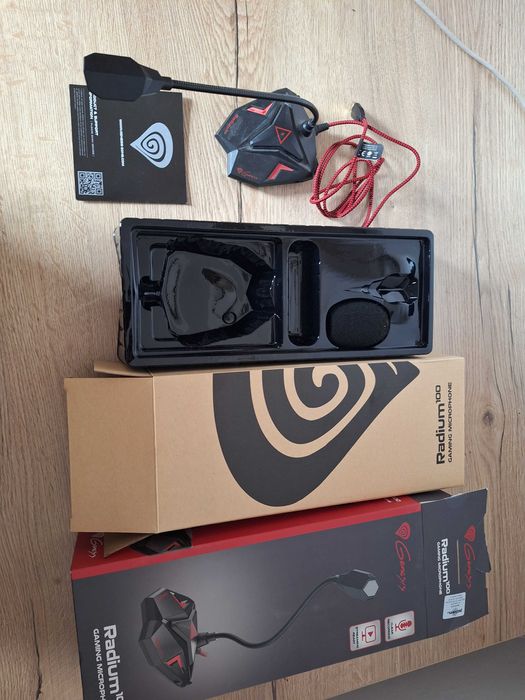 Microfon Genesis Radium 100