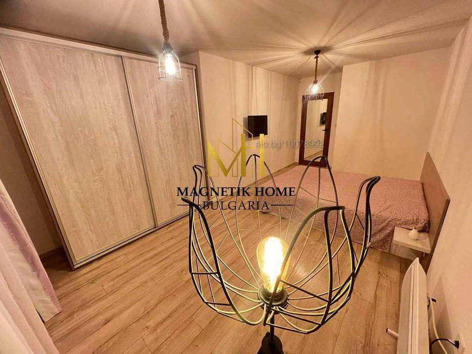 Дава се под наем Тристаен апартамент в Бургас, Център - 101 кв.м за 663 € - Снимка #9