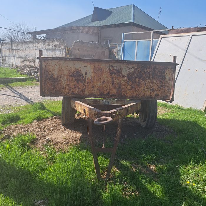 Полуприцеп в бу состоянии срочно.