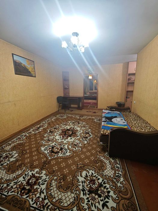 Продается 2-х комнатная квартира в кирпичном доме. Максим Горький