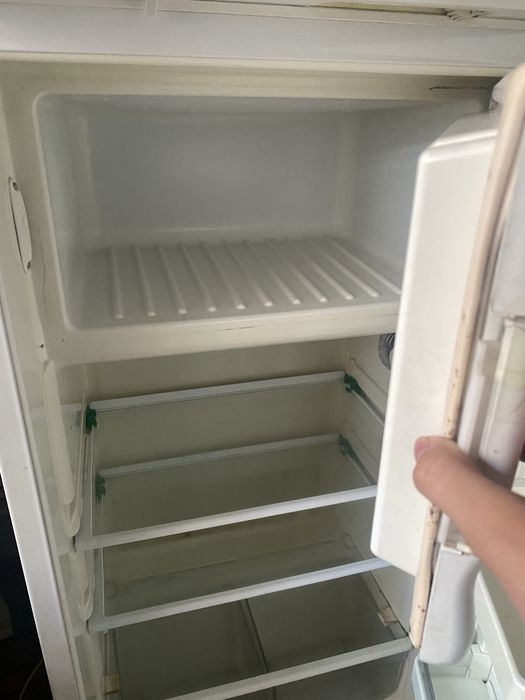 Xolodilnik muzlatgich yaxshi xolatda