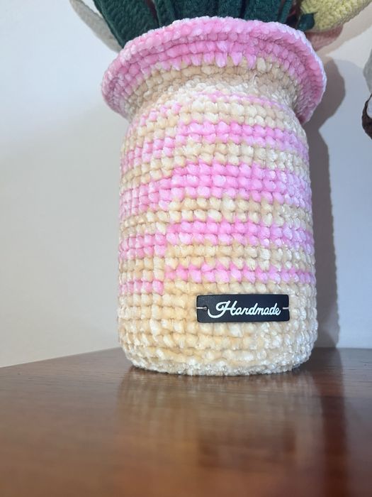 Вязанный букет цветов тюльпаны