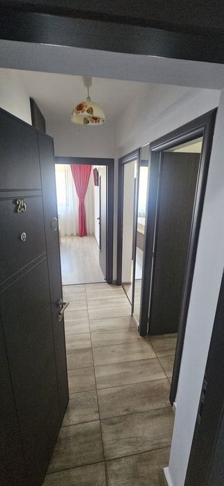 Inchiriez apartament militari residence