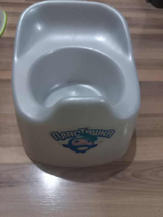 Продам горшок Пластишка